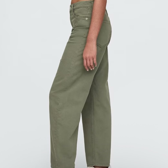 Gap Olive Green High-Waisted Barrel Jeans - Picture 1 of 2